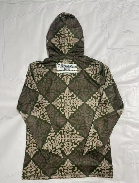 Green Fern Quilt Long Sleeve Tatted Dad Crew