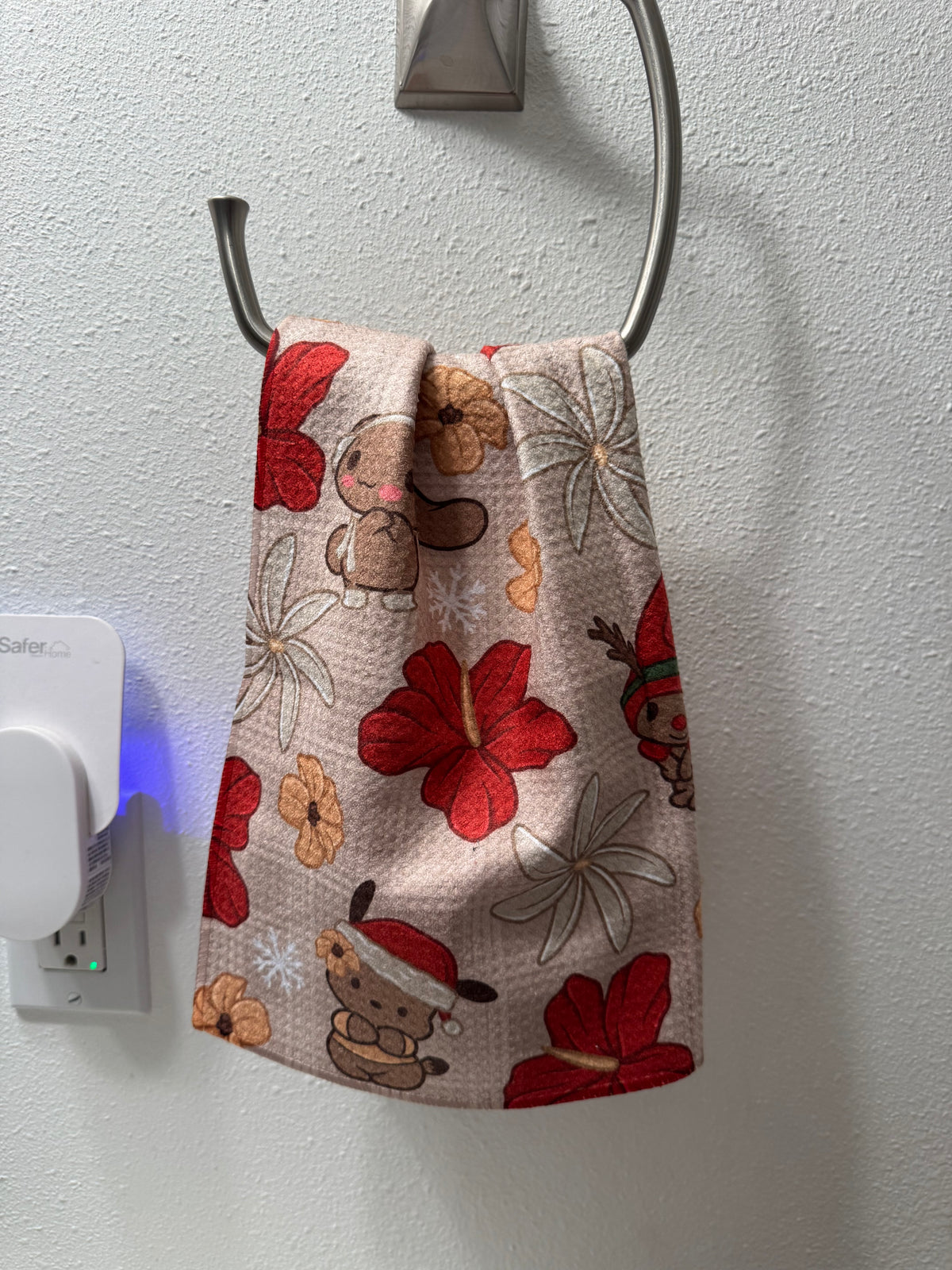 Tan Sanrio Christmas Towel - Collab with shop.reiko